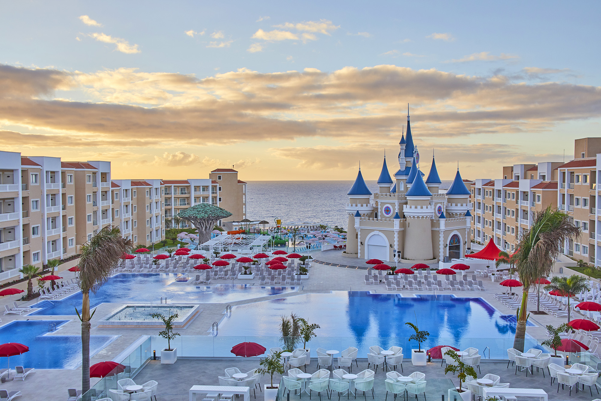 Book your wedding day in Bahia Principe Fantasia Tenerife